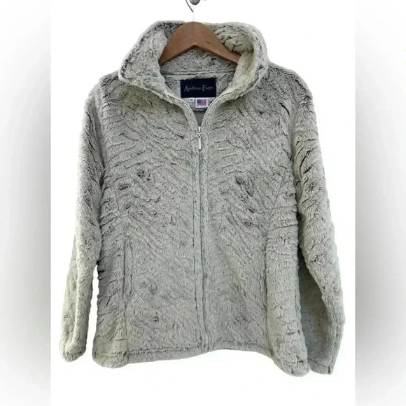 Andrea Faye Fleece  Full Zip Cream Jacket - Picture 9 of 9